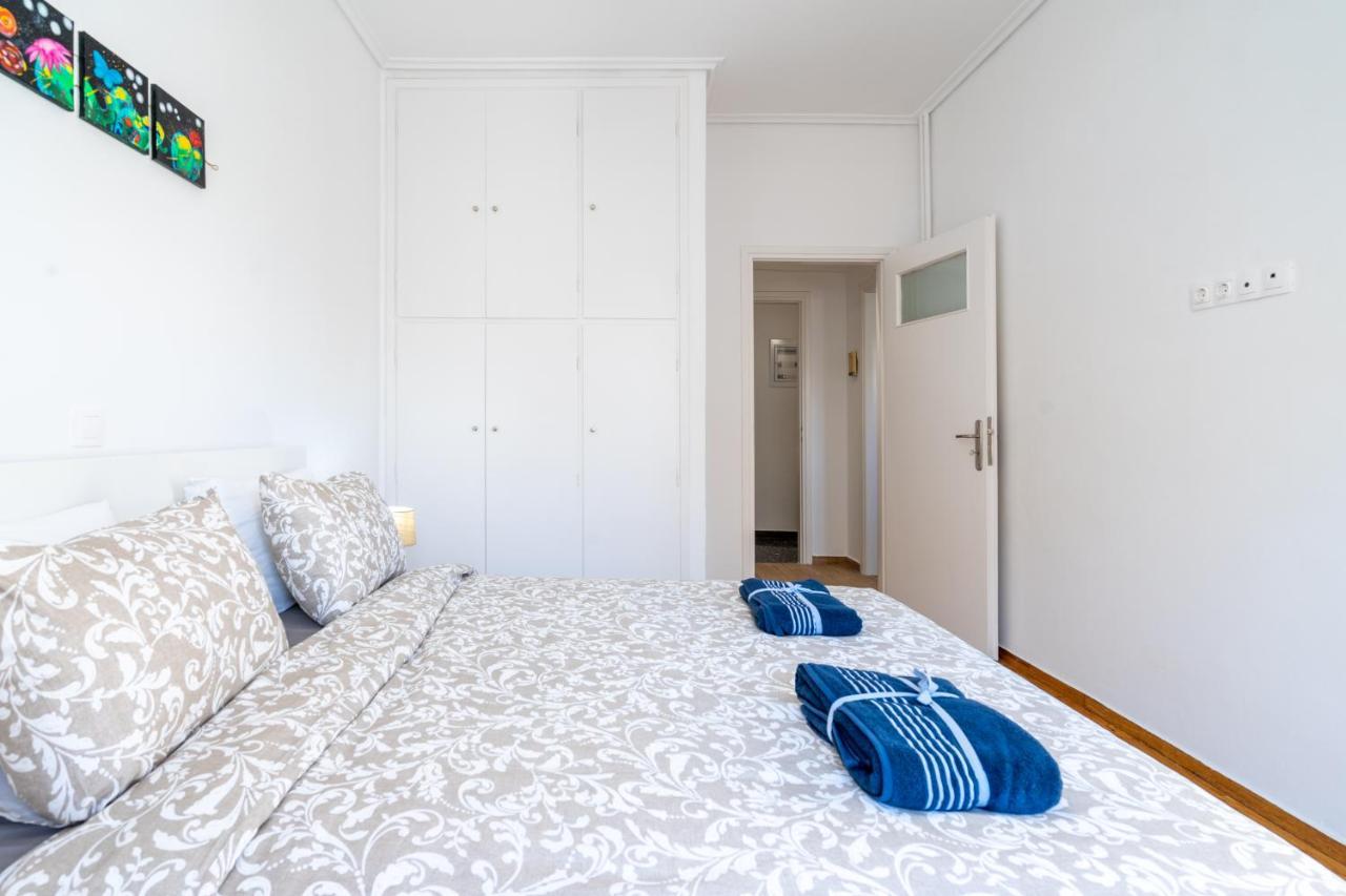 Appartement Newly Renovated 2Br Apt! à Athènes Extérieur photo